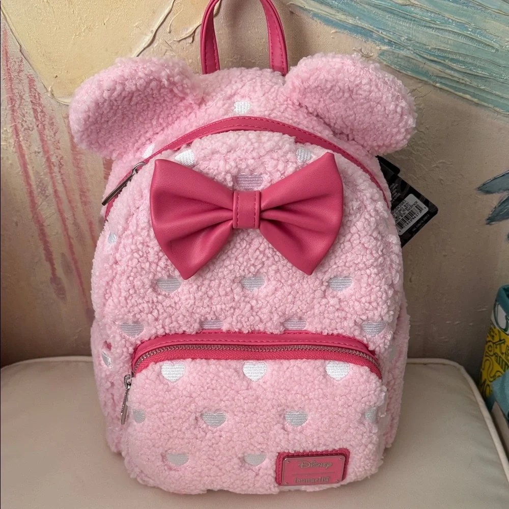Loungefly Disney Boxlunch Exclusive Mini mouse Scented Strawberry Sherpa New!